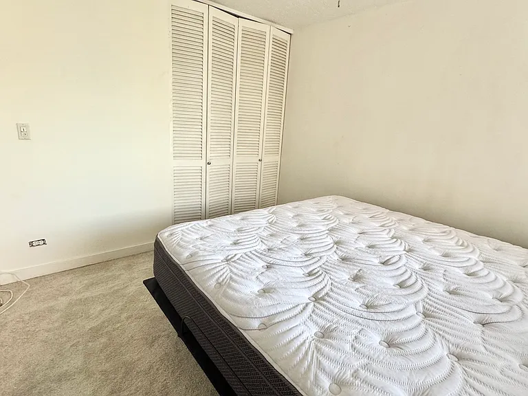 500 University Ave #311 — Photo 19
