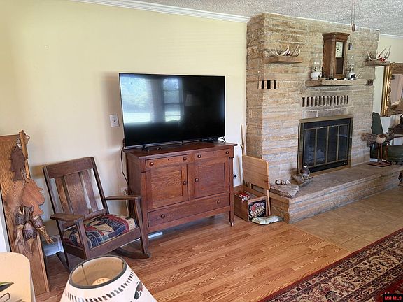5th image of 2698 Tracy Ferry Rd