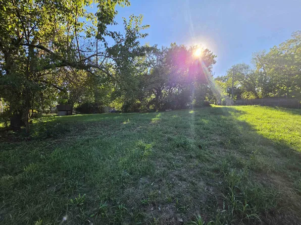 301 Boyd Ave, Newton, KS 67114