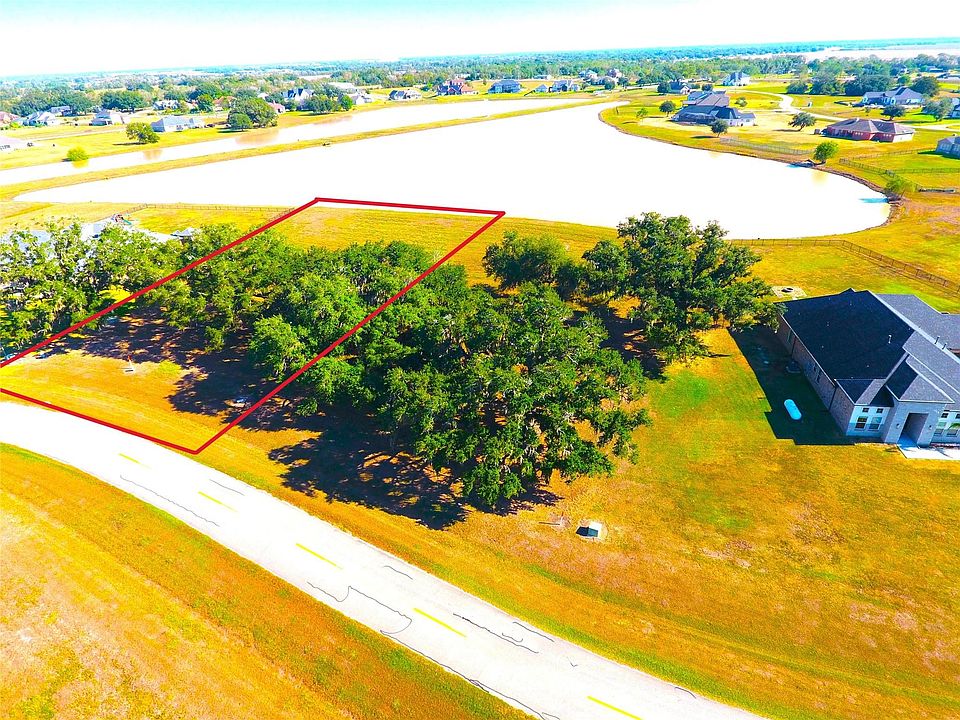 1st image of 603 Lily Ln
