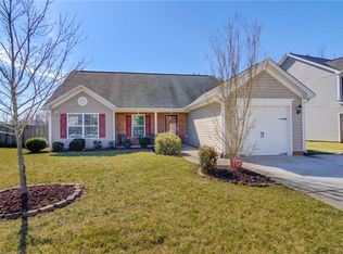 2716 Quail Oaks Dr, Greensboro, NC 27405
