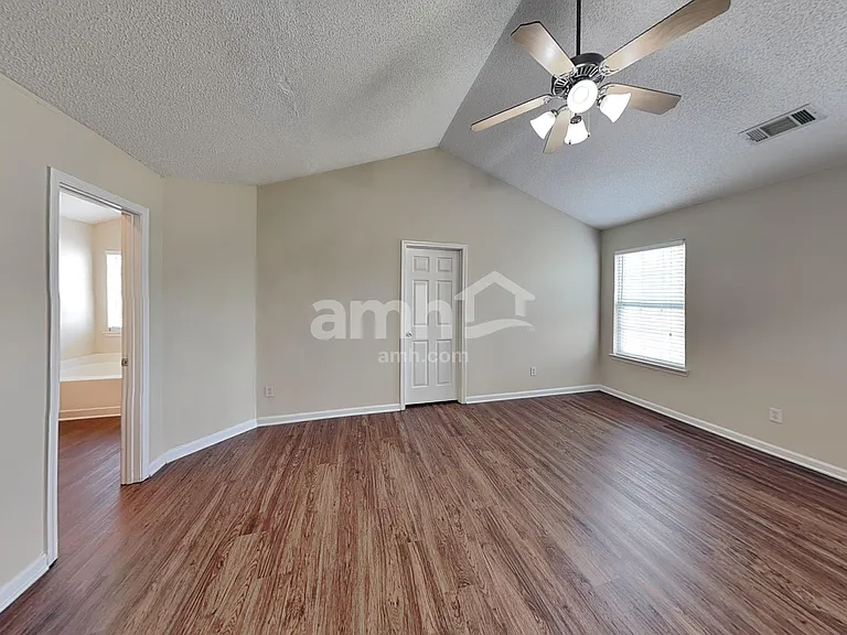 7829 Village Pass — Photo 9