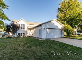 3531 Breezewood Dr SE, Kentwood, MI 49512