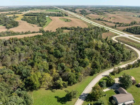 1 T Ave, Vining, IA 52348