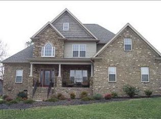 1128 Constantine Ct, Kernersville, NC 27284