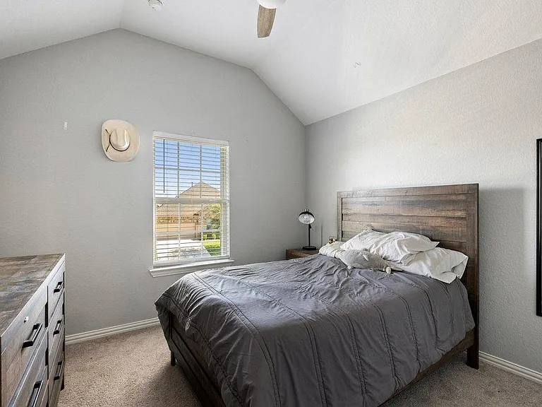 3307 Columbus Way — Photo 31