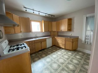44 Wenham St FLOOR 1, Jamaica Plain, MA 02130