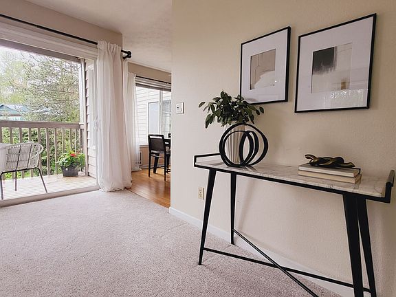 4th image of 11419 99th Pl NE APT 201