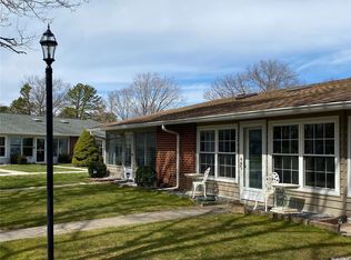 228 Blackpool Ct UNIT B, Ridge, NY 11961