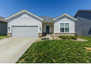 515 Country Landing Dr, Lake Saint Louis, MO 63367