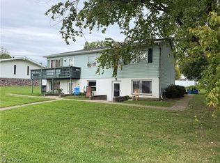 2375 Sanitarium Rd, Lakemore, OH 44250