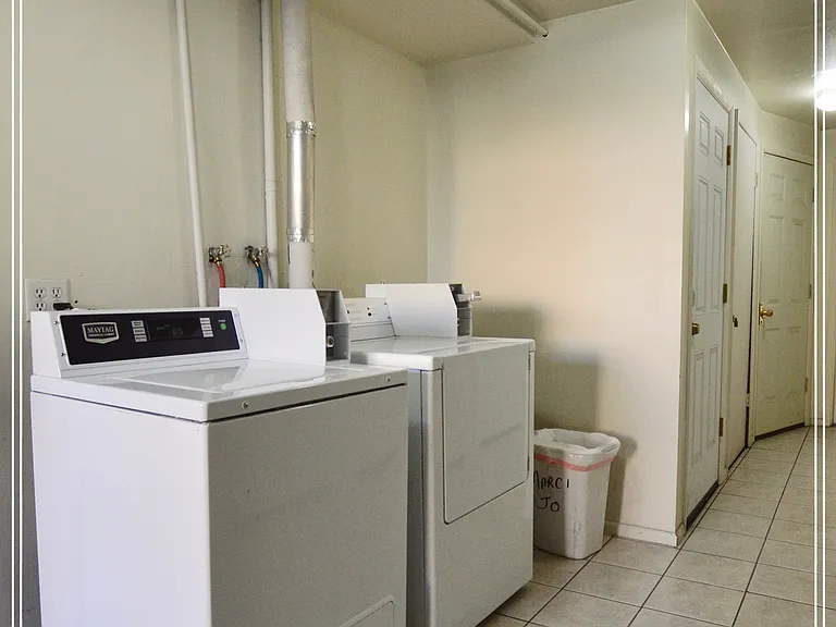 Laundry Ares