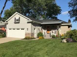 7330 Eldred Dr NE, Rockford, MI 49341