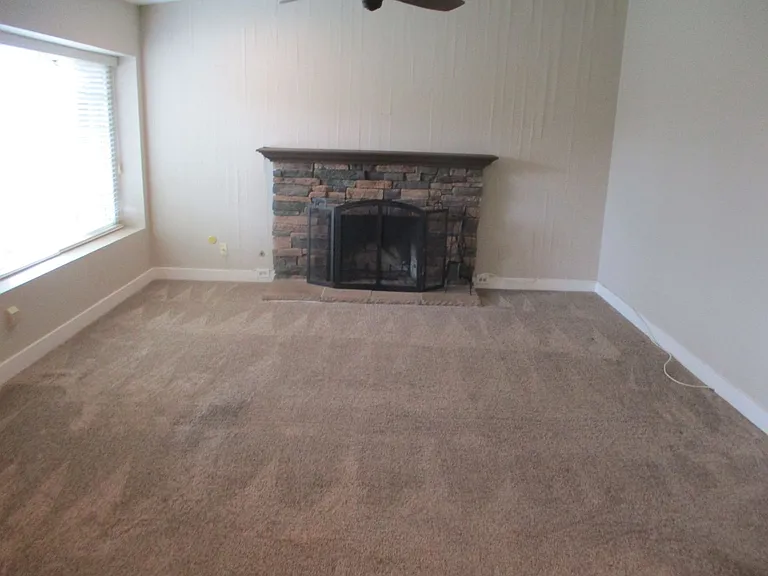 10238 Molino Rd — Photo 4