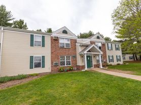 Weston Pines Apartments