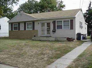 210 Linden Ln, Rio Grande, NJ 08242