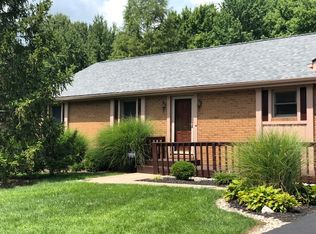 1428 Whitaker Ln, Amelia, OH 45102