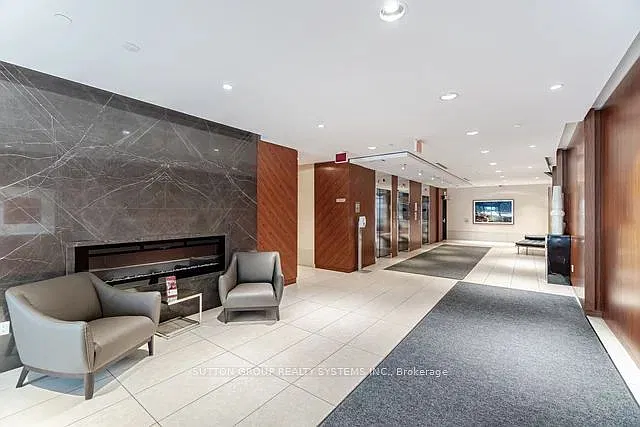 2 bed, $2,500 — Photo 3