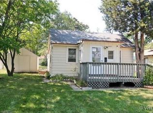 2402 Hermon Ave, Zion, IL 60099