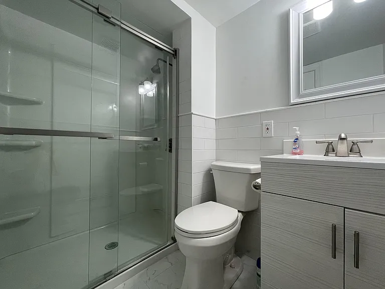 724 Liberty Ave #3 — Photo 8