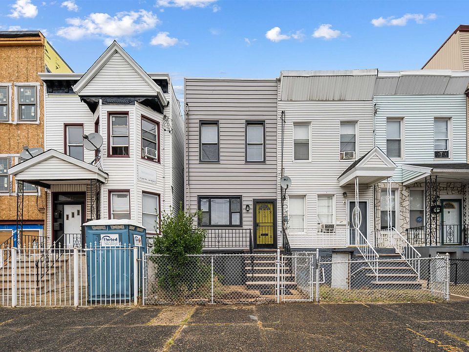 1st image of 108 Stegman St