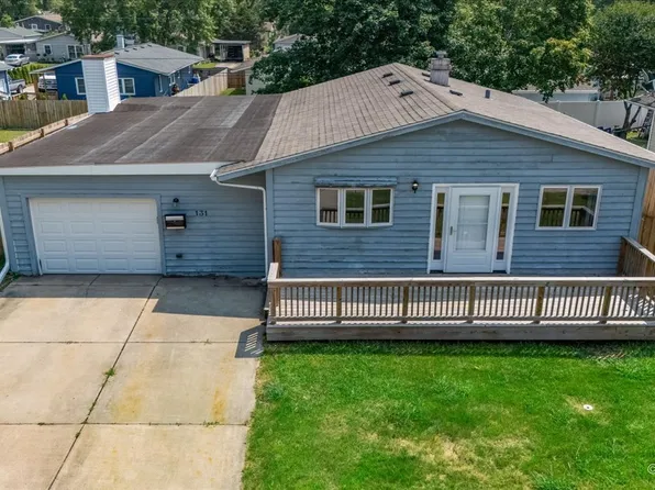 131 Austin Ave, Carpentersville, IL 60110