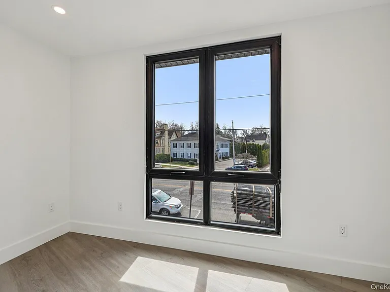 325 Manville #201 — Photo 25