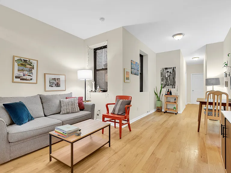 462 Amsterdam Ave #4N — Photo 1