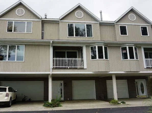 554 Nantucket Dr, Sandusky, OH 44870