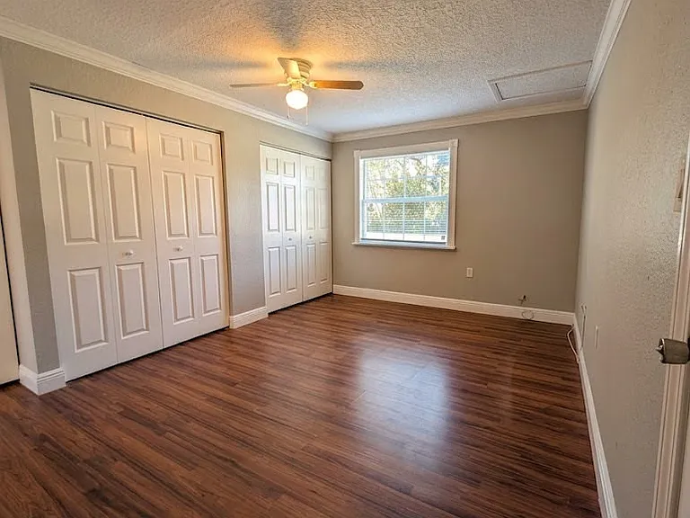 7308 Alvina St — Photo 7