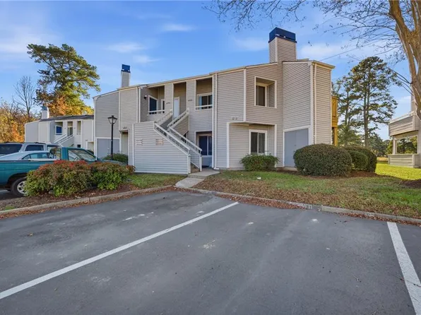 4760 Red Duck Ct, Virginia Beach, VA 23462