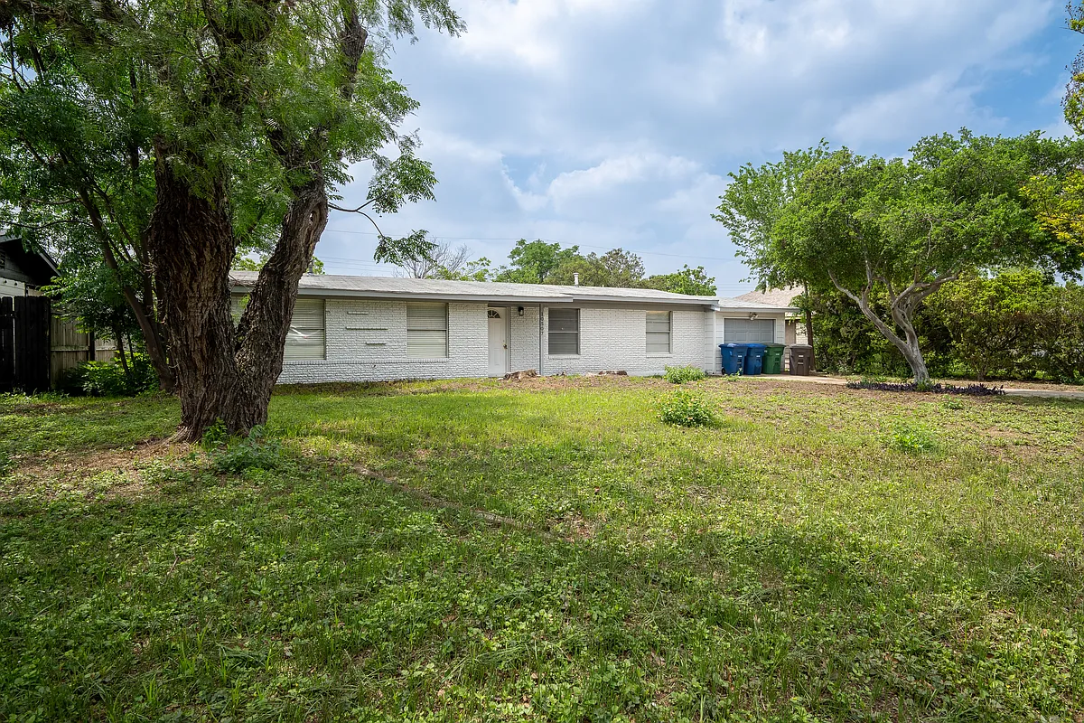 Building Photo - 10507 Mount Boracho Dr
