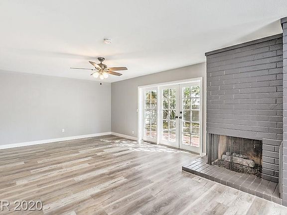 5th image of 3104 Plaza St