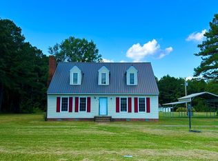 637 Harrells Siding Rd, Kelford, NC 27847