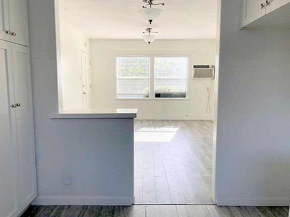 2nd image of 5444 Colfax Ave APT 1