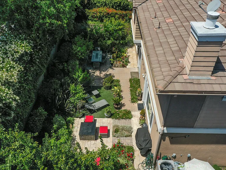 30428 Caspian Ct — Photo 3