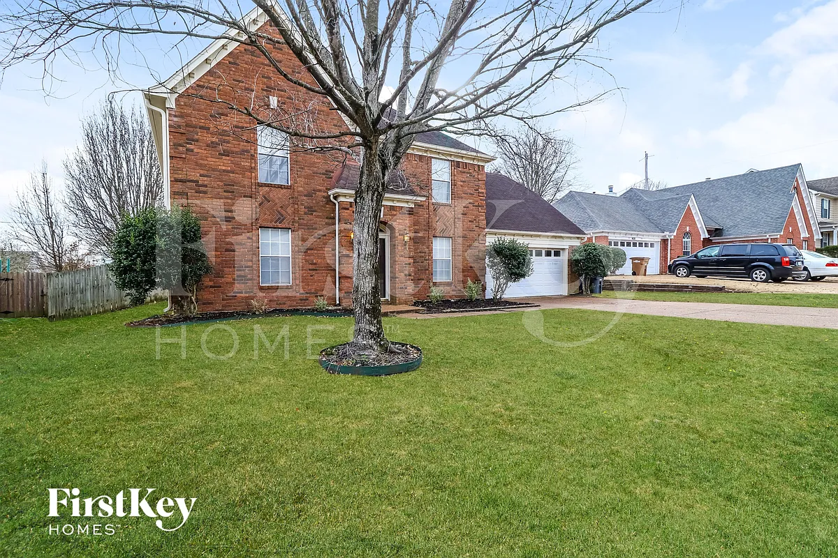 Building Photo - 9689 Kingsridge Dr