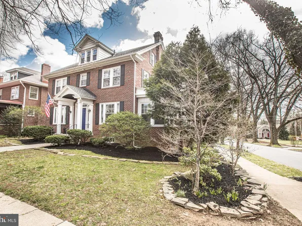 1548 Dauphin Ave, Wyomissing, PA 19610