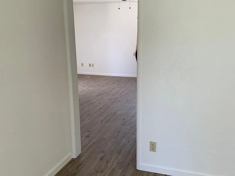3834 Stoddard Ave — Photo 6