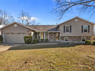 112 Barleystone Dr, Saint Charles, MO 63304