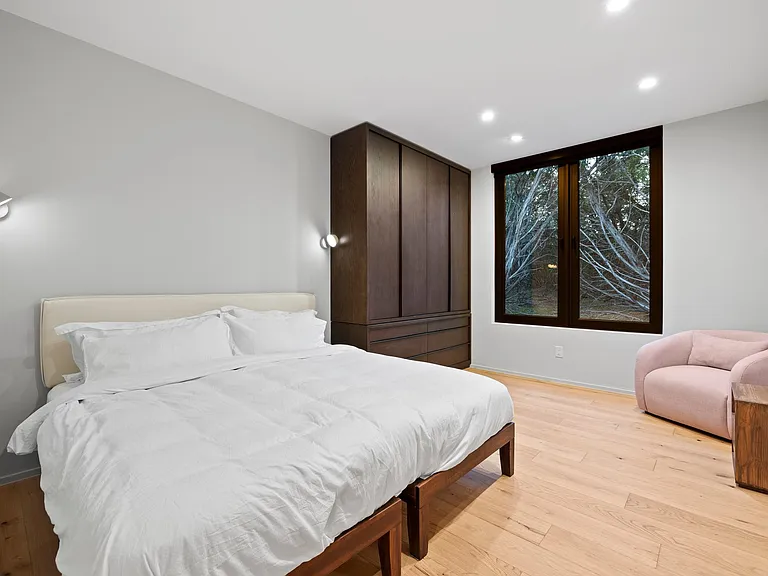 300 Misti Ln — Photo 35