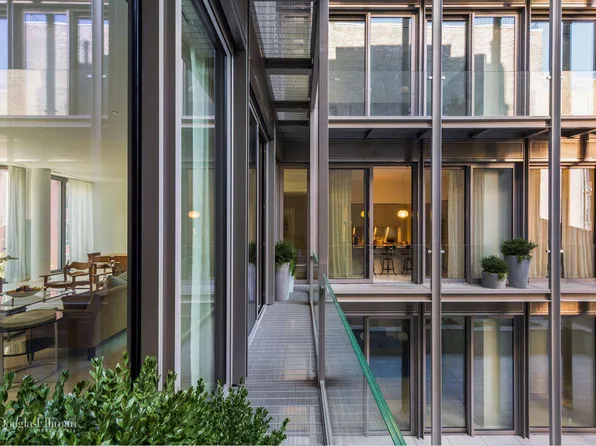 42 Crosby Street image 1 of 10