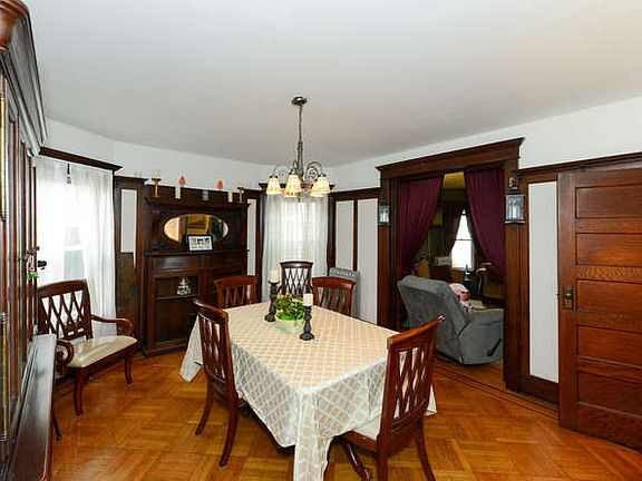 5th image of 8667 107th St