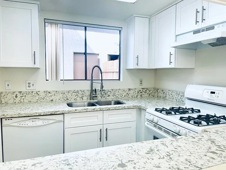 69603 Heather Way — Photo 5