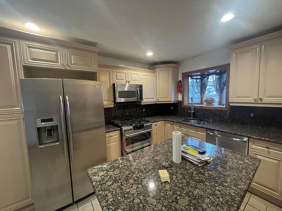 1st image of 1417 Shore Dr #1