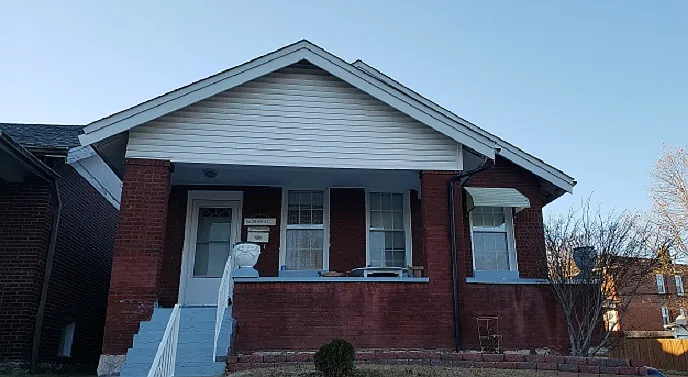 5201 S Kingshighway Blvd photo 1