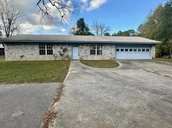 697 Fm 699, Center, TX 75935