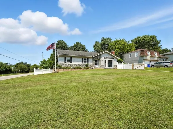 500 E Harold St, Olathe, KS 66061