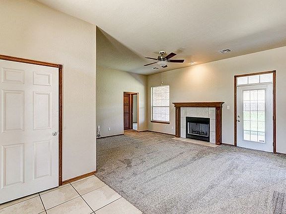 5th image of 6413 NW Oak Ave