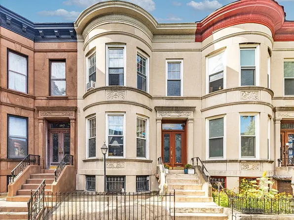 201 Maple St, Brooklyn, NY 11225